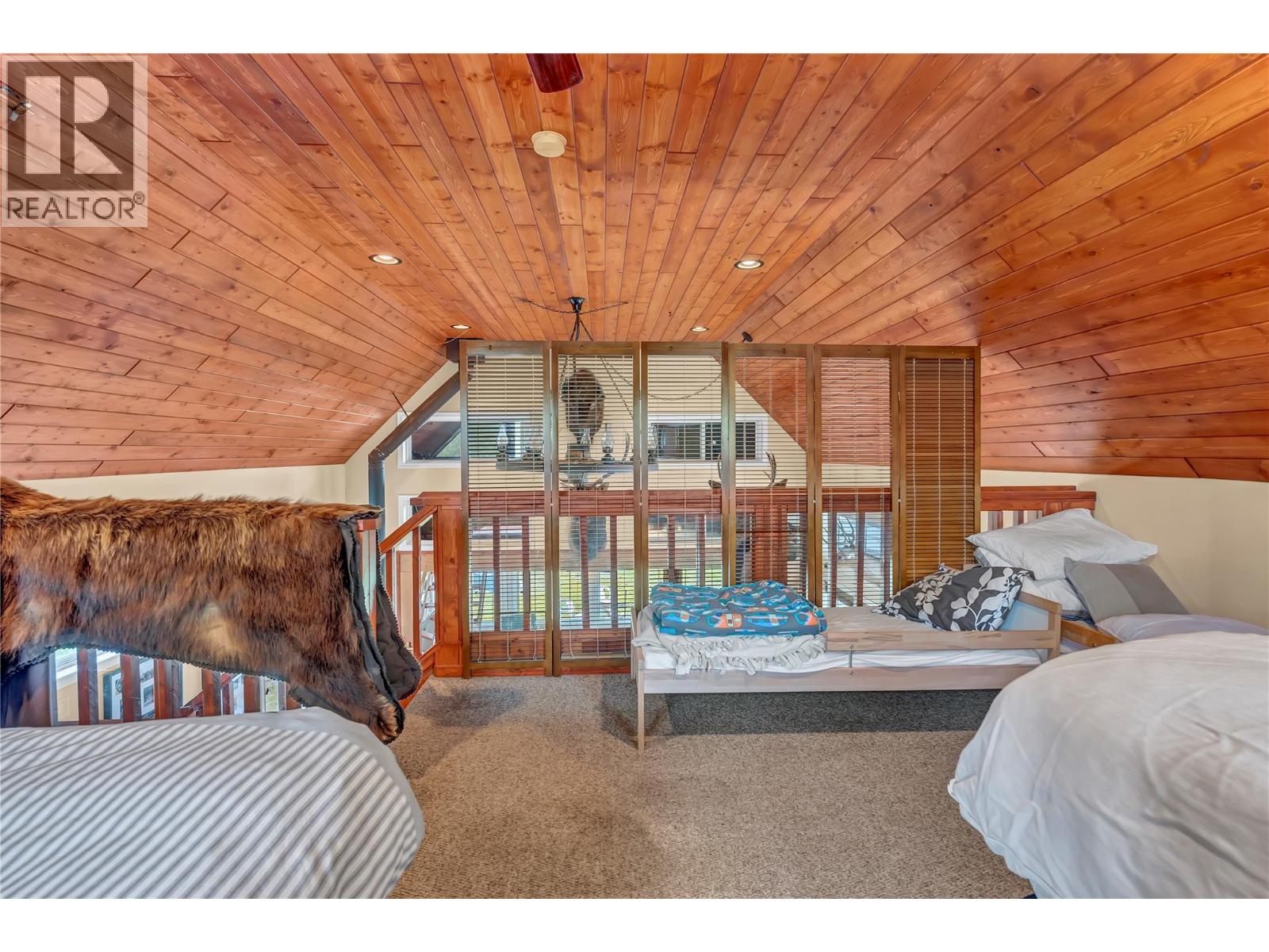  132 Link Lake Road, Princeton