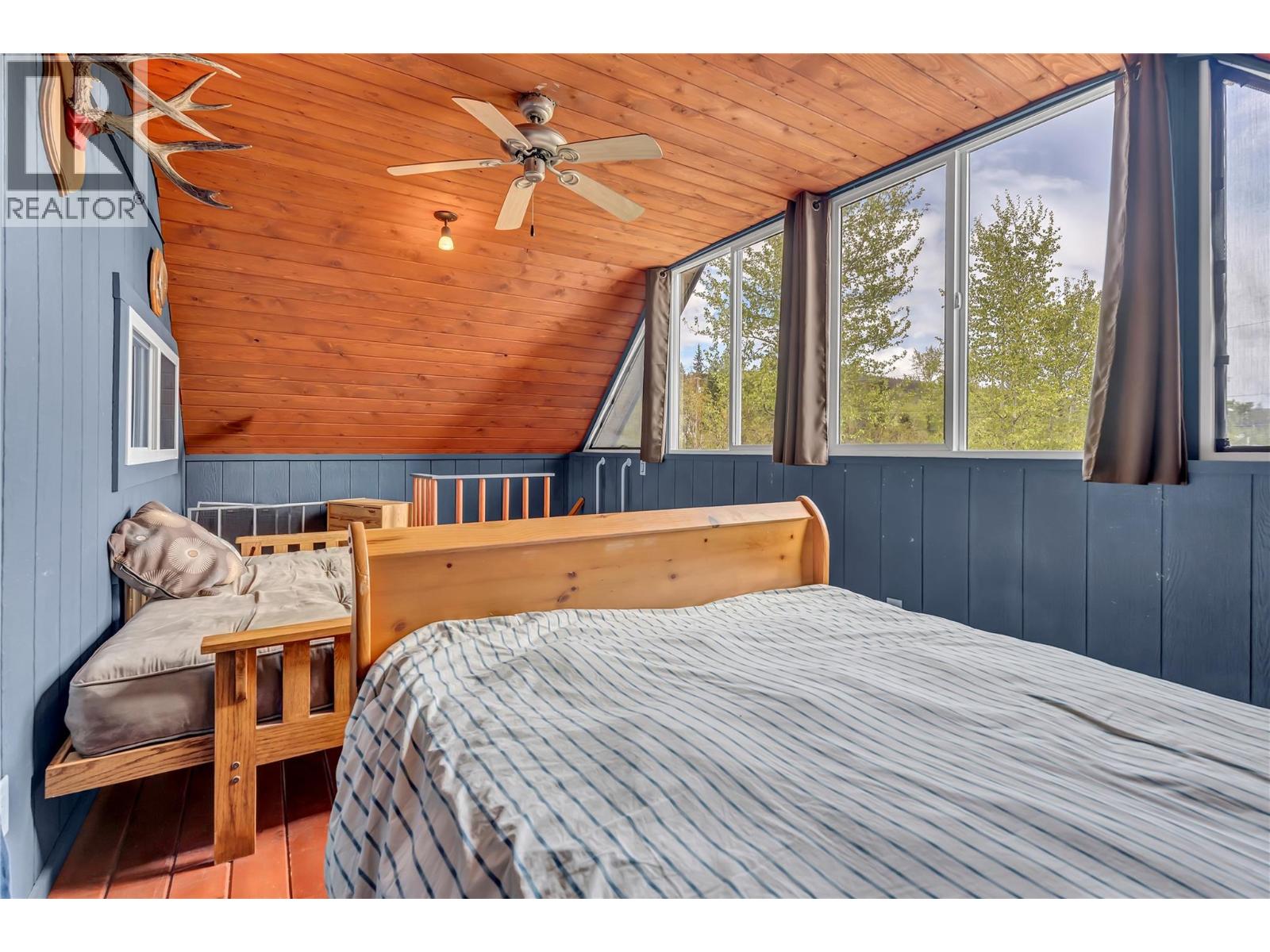  132 Link Lake Road, Princeton