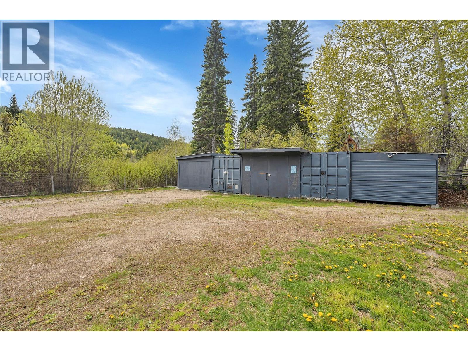  132 Link Lake Road, Princeton