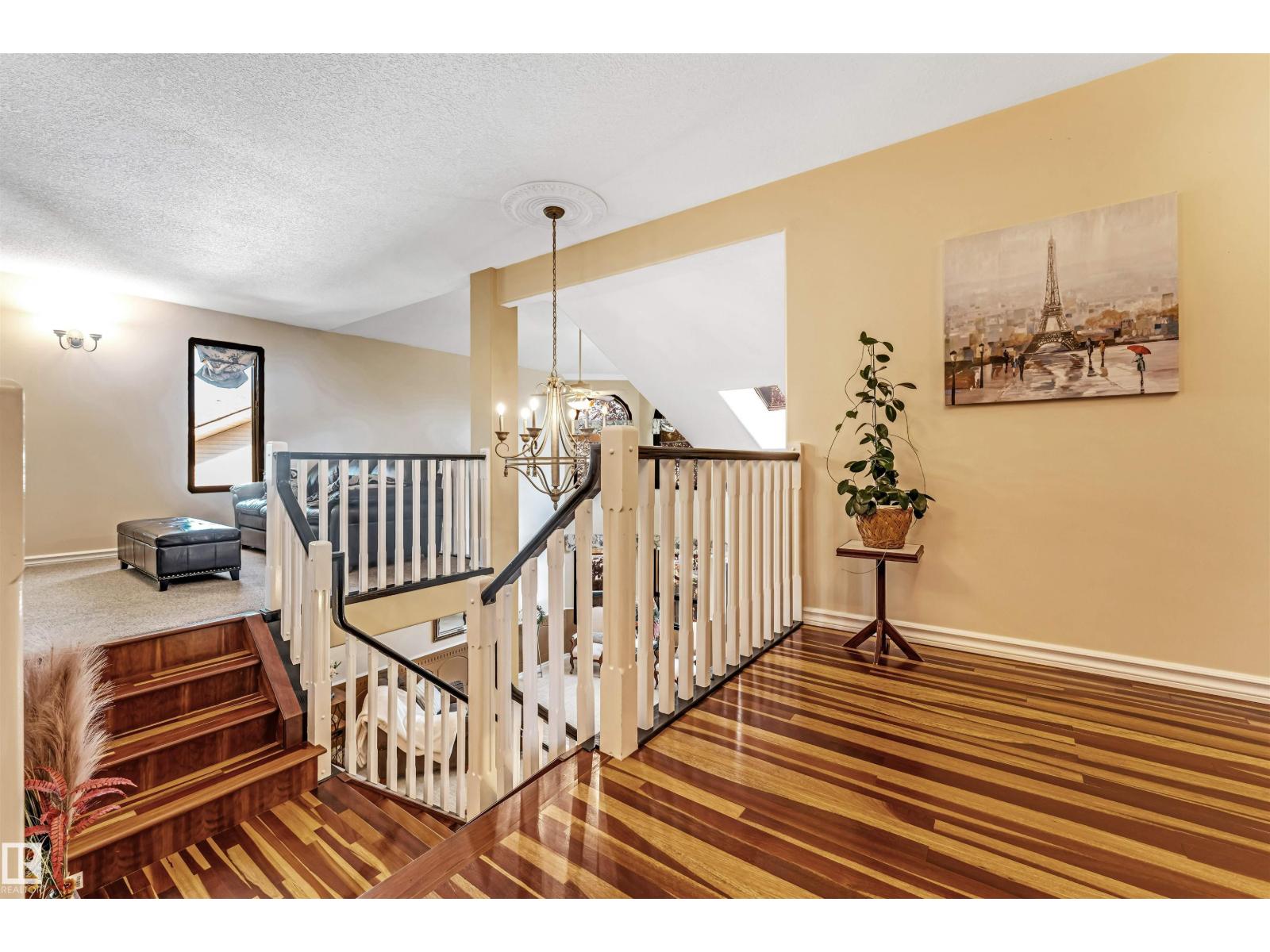Photo 1 of 4318 46 St Nw, Edmonton AB
