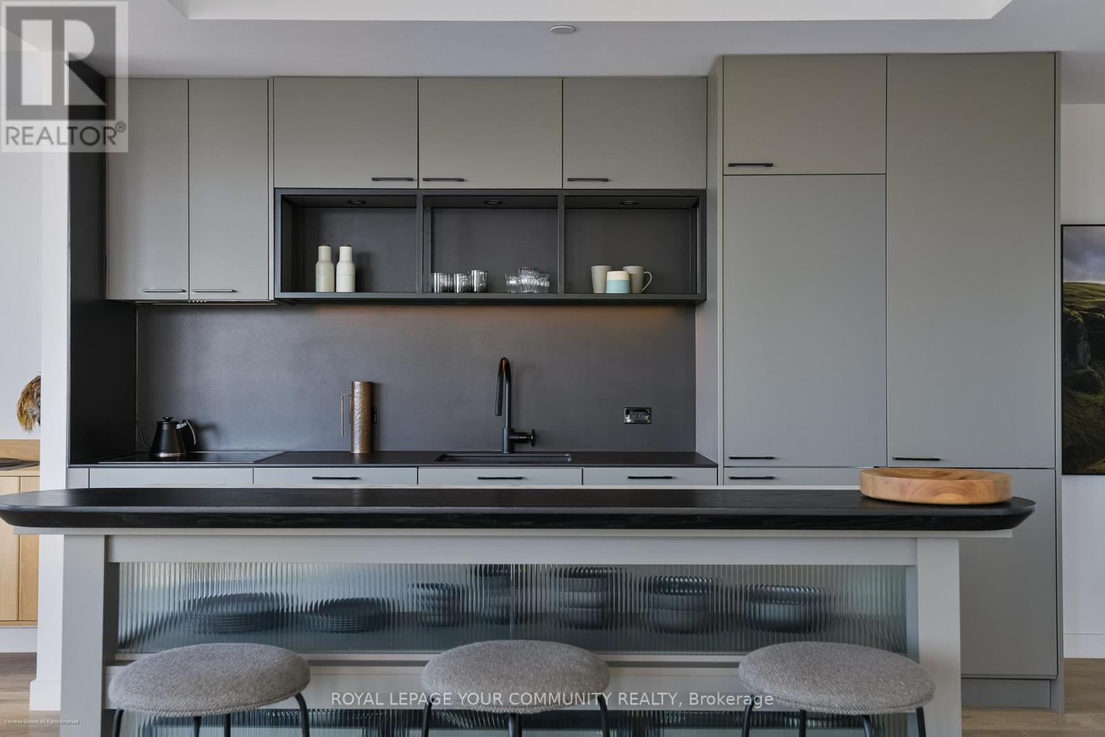 Photo 12 of 612 505 Richmond Street W, Toronto ON