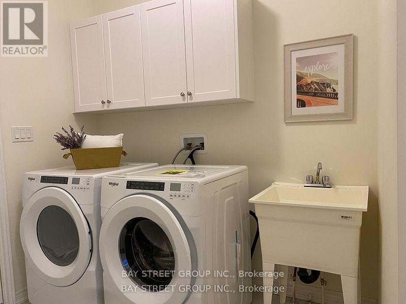 Photo 14 of 315 Coronation Road, Whitby ON