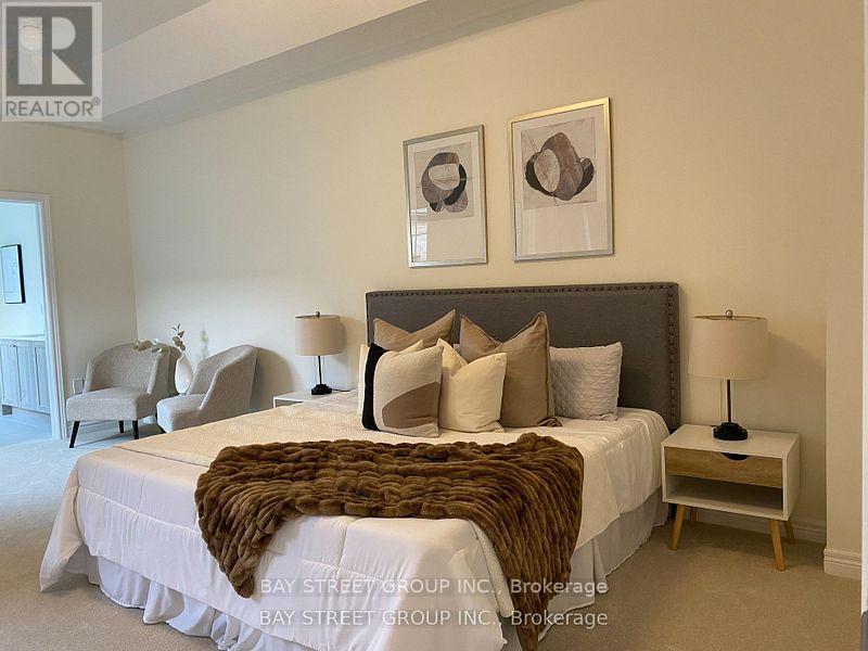 Photo 19 of 315 Coronation Road, Whitby ON