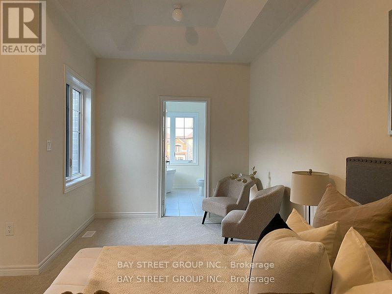 Photo 21 of 315 Coronation Road, Whitby ON