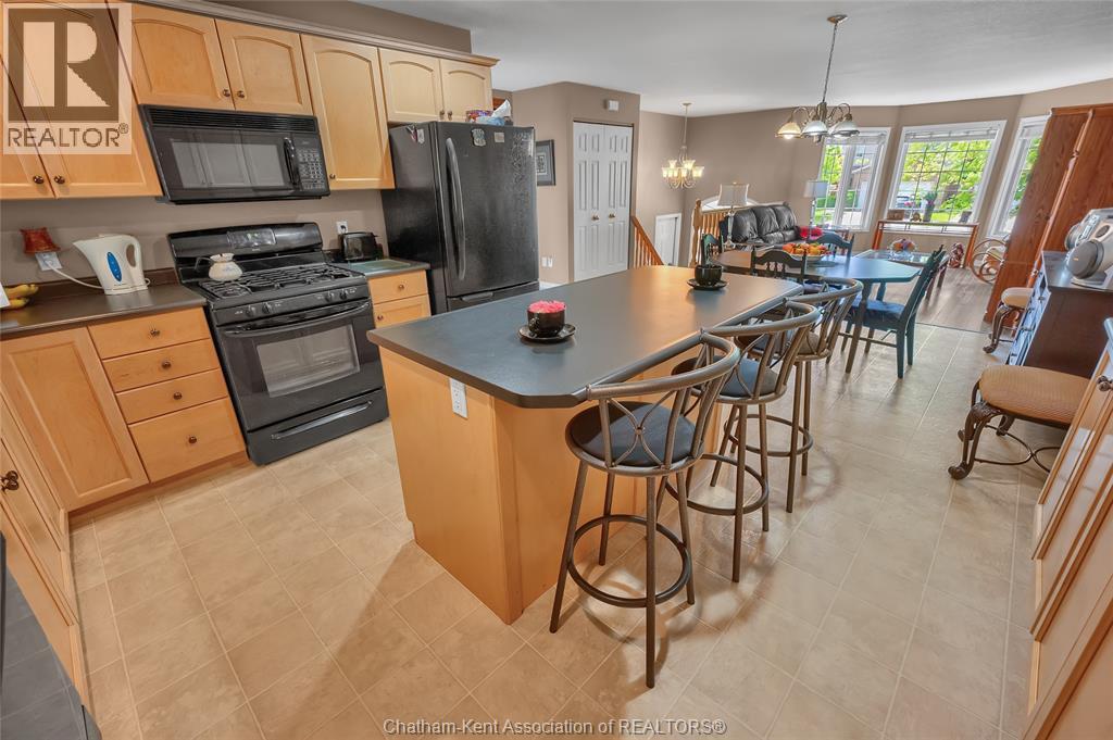Photo 12 of 164 Greenfield Lane, Chatham ON