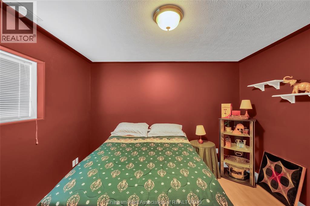 Photo 26 of 164 Greenfield Lane, Chatham ON