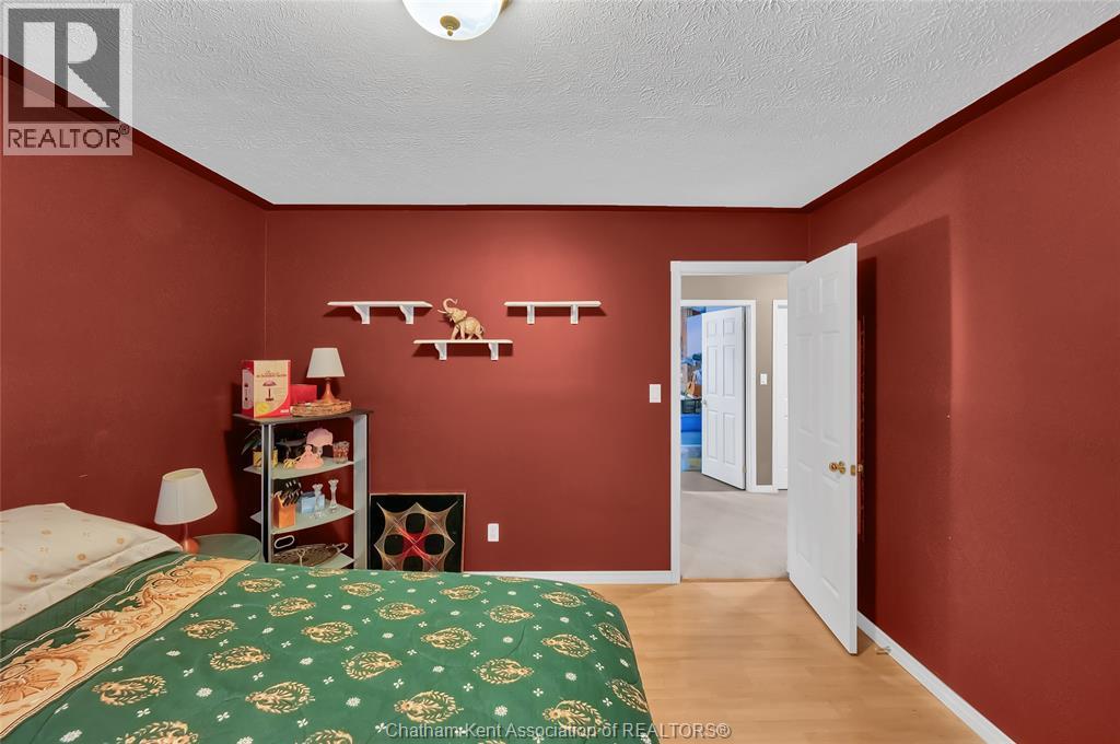 Photo 29 of 164 Greenfield Lane, Chatham ON