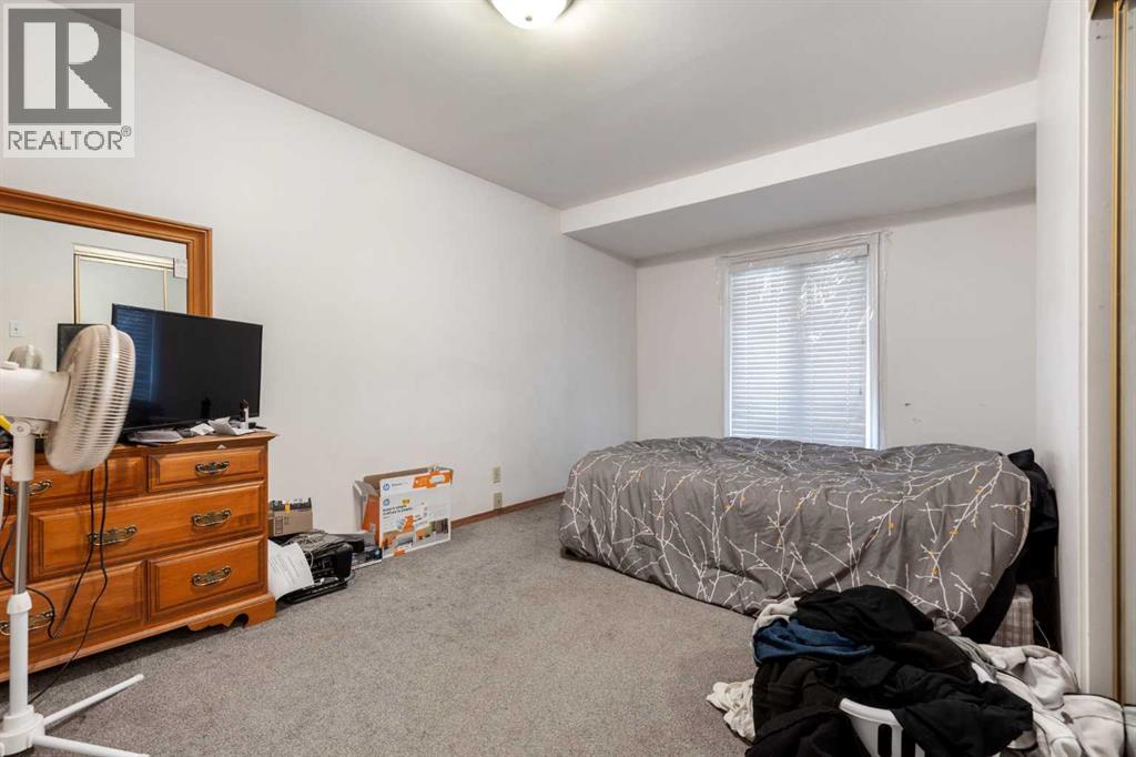 Photo 5 of 624 26 Avenue Ne, Calgary AB