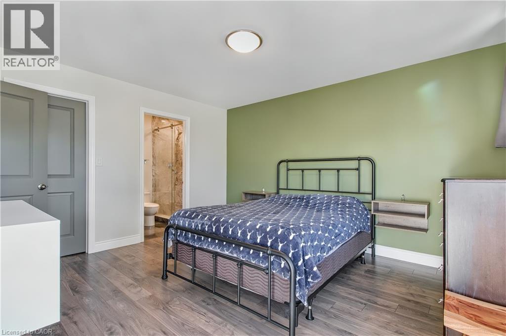 Photo 22 of 56 Canrobert Street, Woodstock ON