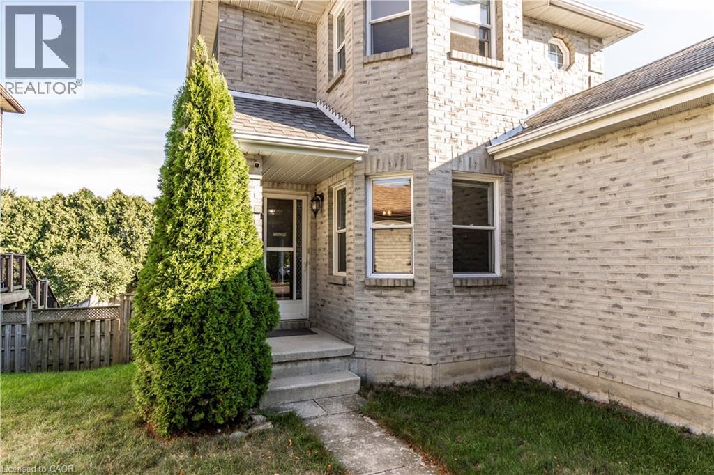 Photo 5 of 56 Canrobert Street, Woodstock ON