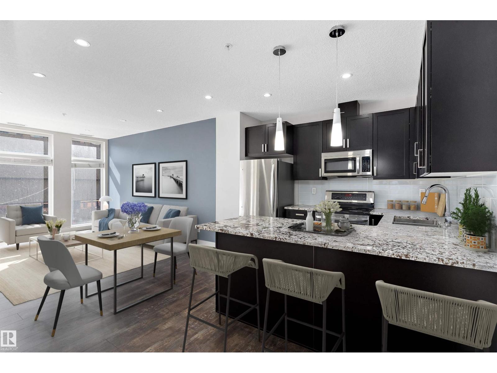 Photo 2 of 302 10238 103 St Nw, Edmonton AB
