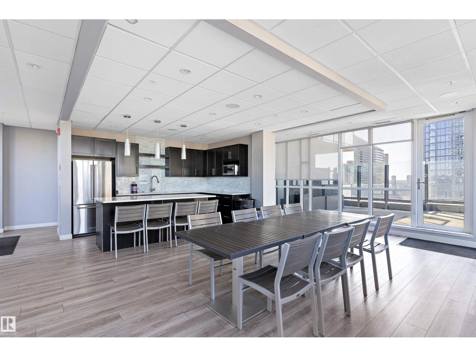 Photo 16 of 302 10238 103 St Nw, Edmonton AB