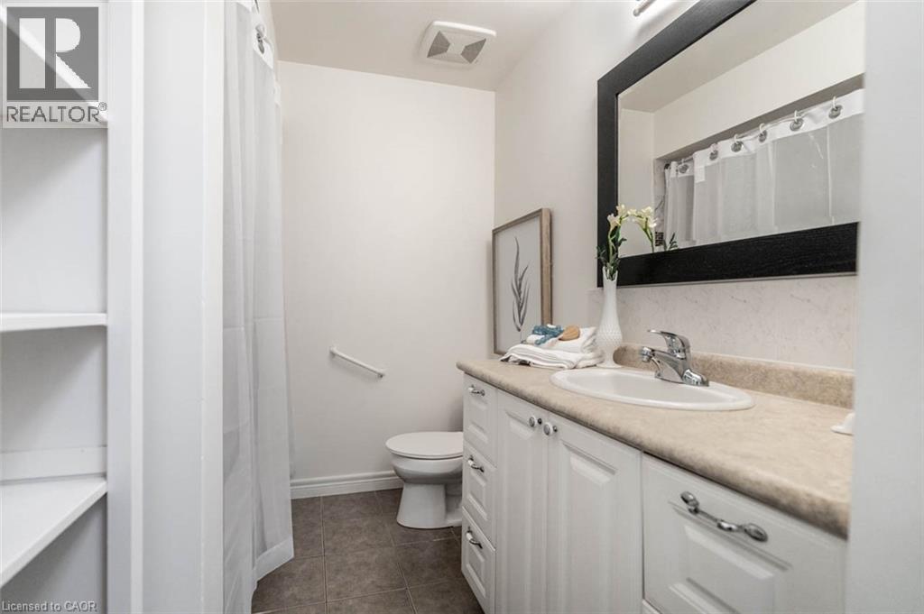 Photo 16 of 334 Freelton Road, Hamilton ON