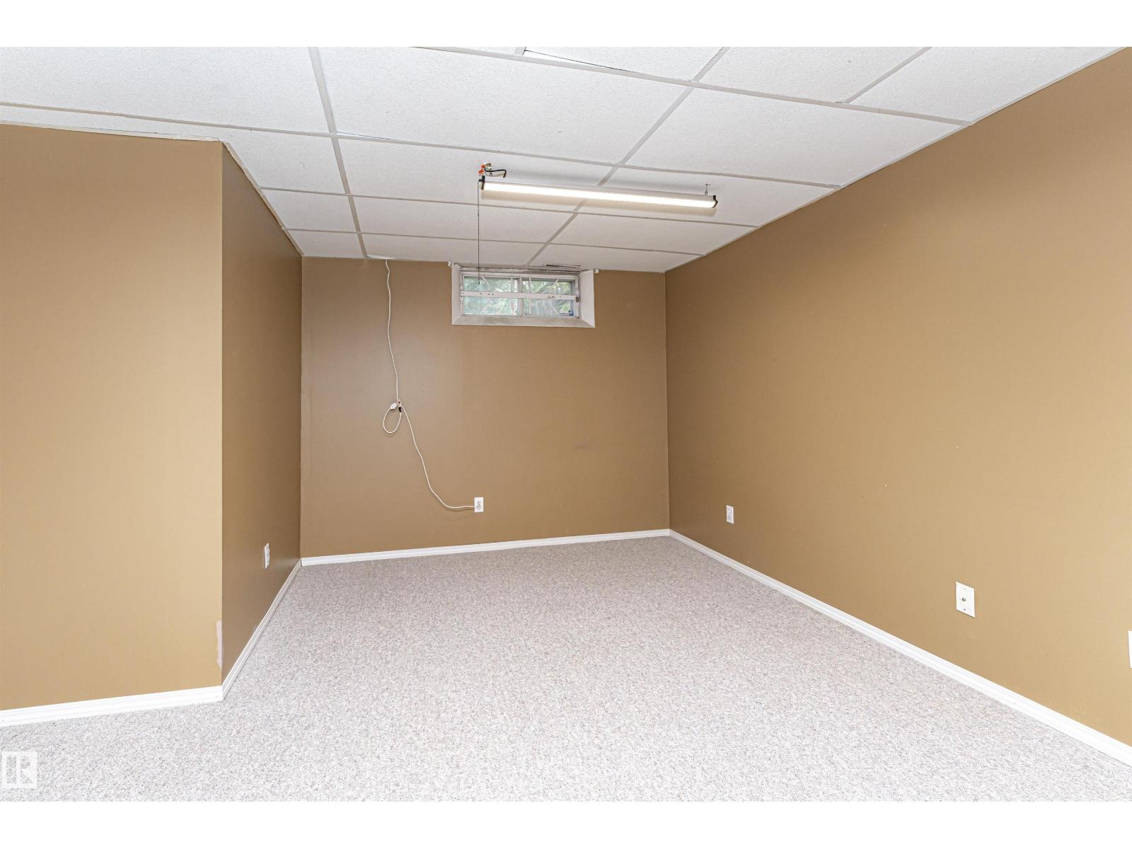 Photo 28 of 10444 26 Av Nw, Edmonton AB