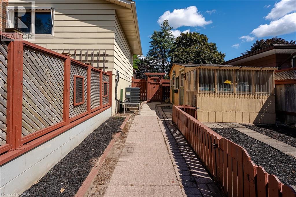 Photo 38 of 80 Rouse Avenue, Cambridge ON