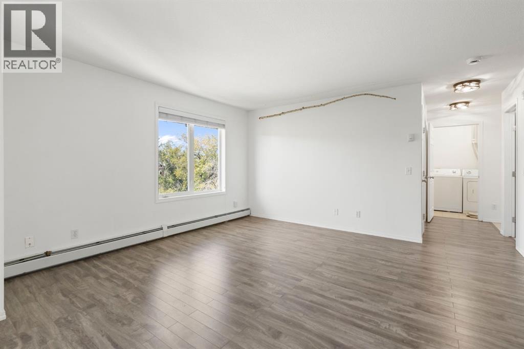 Single Family House for Sale in    Street NW Bowness Calgary 