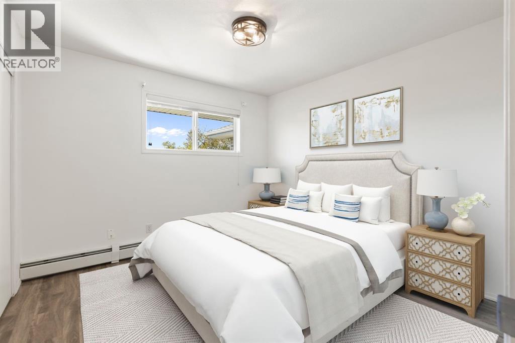 Single Family House for Sale in    Street NW Bowness Calgary 