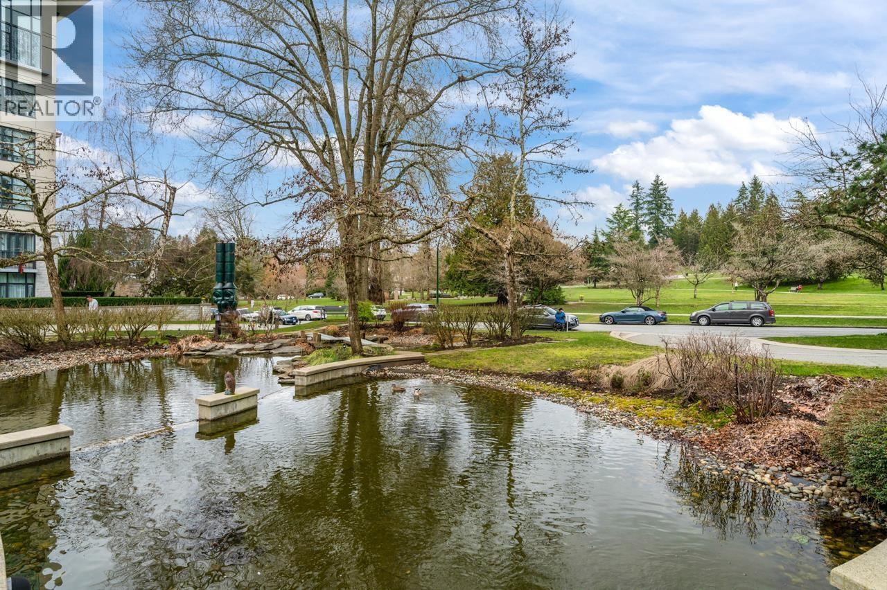 Photo 5 of 501 4759 Valley Drive, Vancouver BC