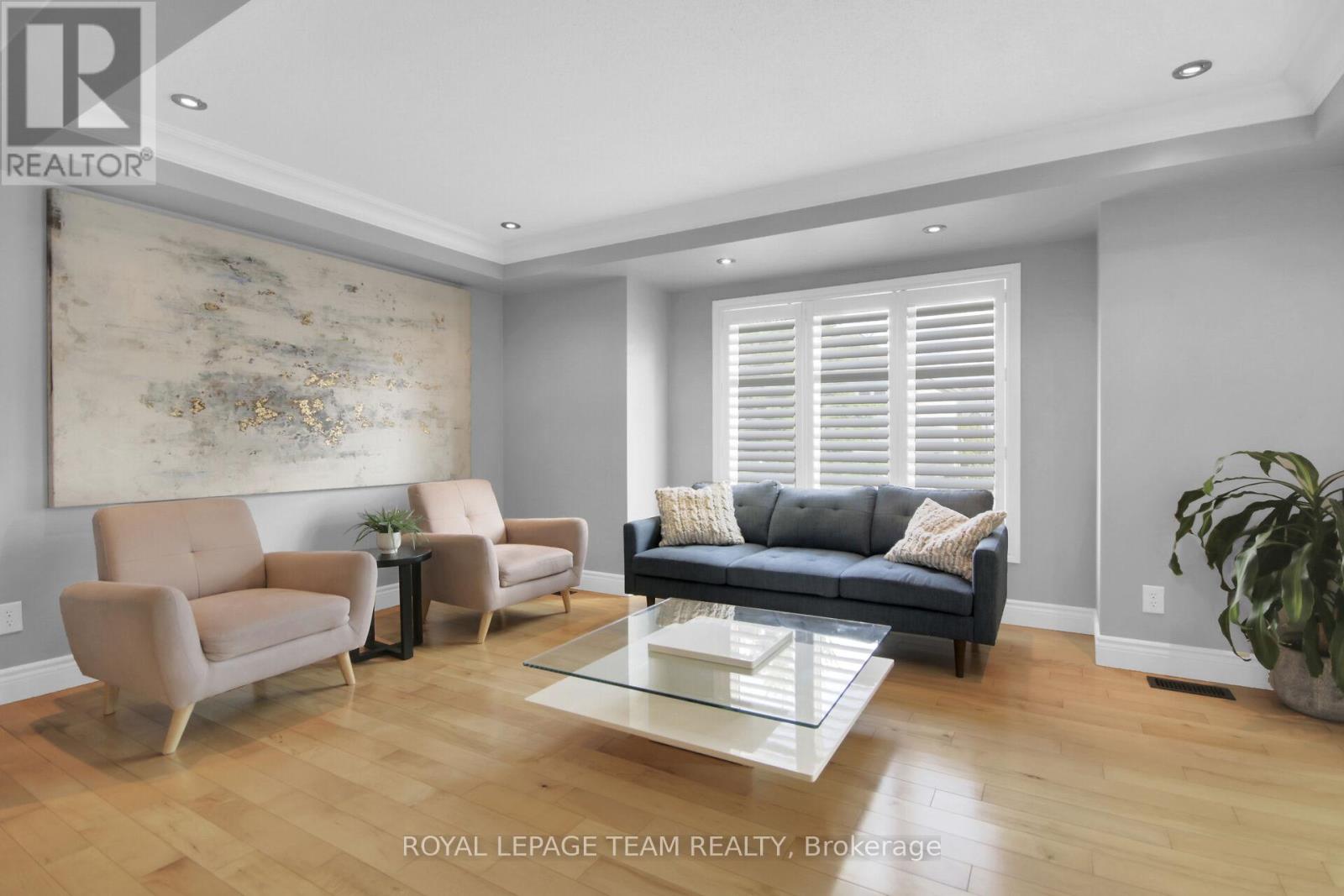 Photo 16 of 3516 Cambrian Road, Ottawa ON