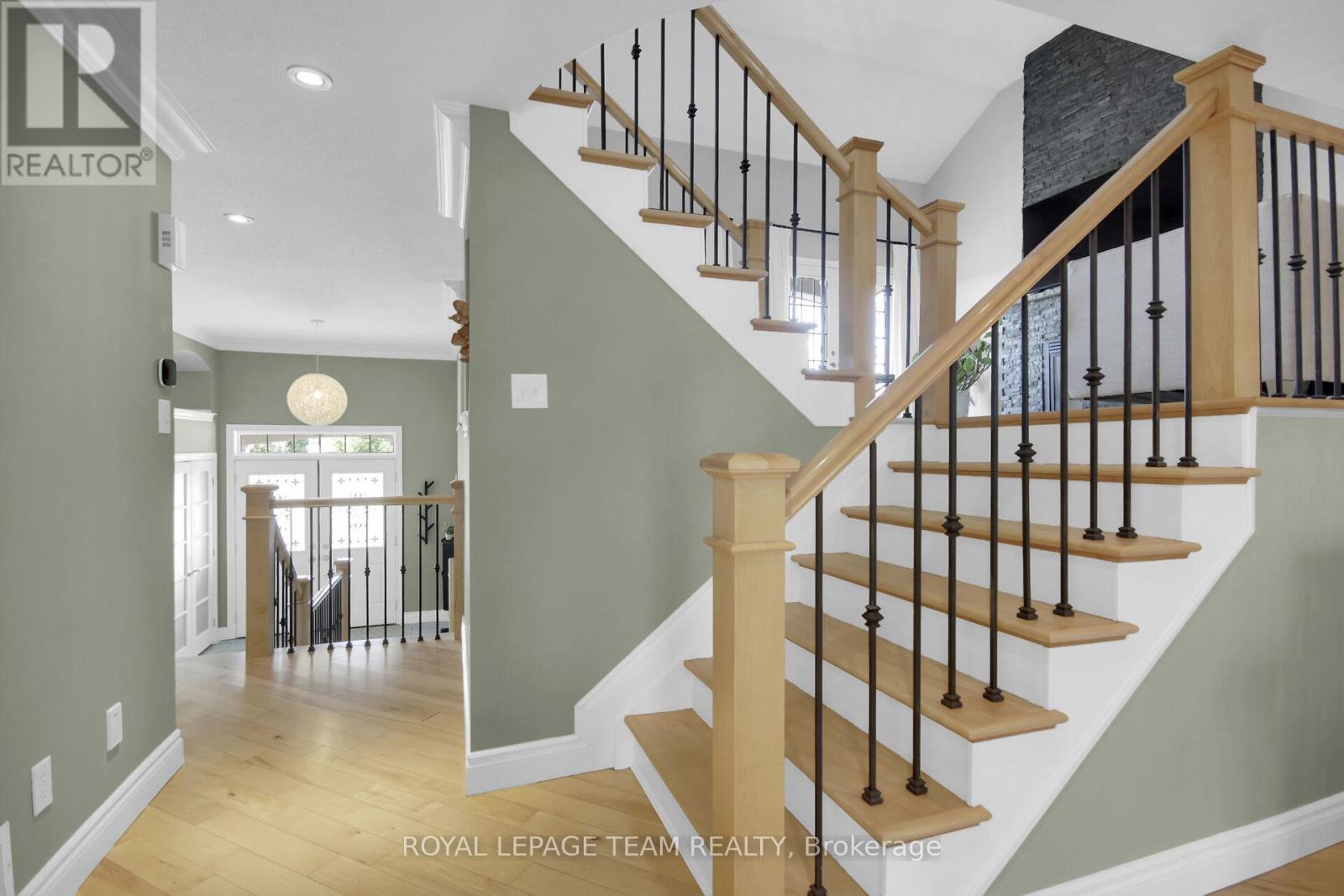 Photo 20 of 3516 Cambrian Road, Ottawa ON
