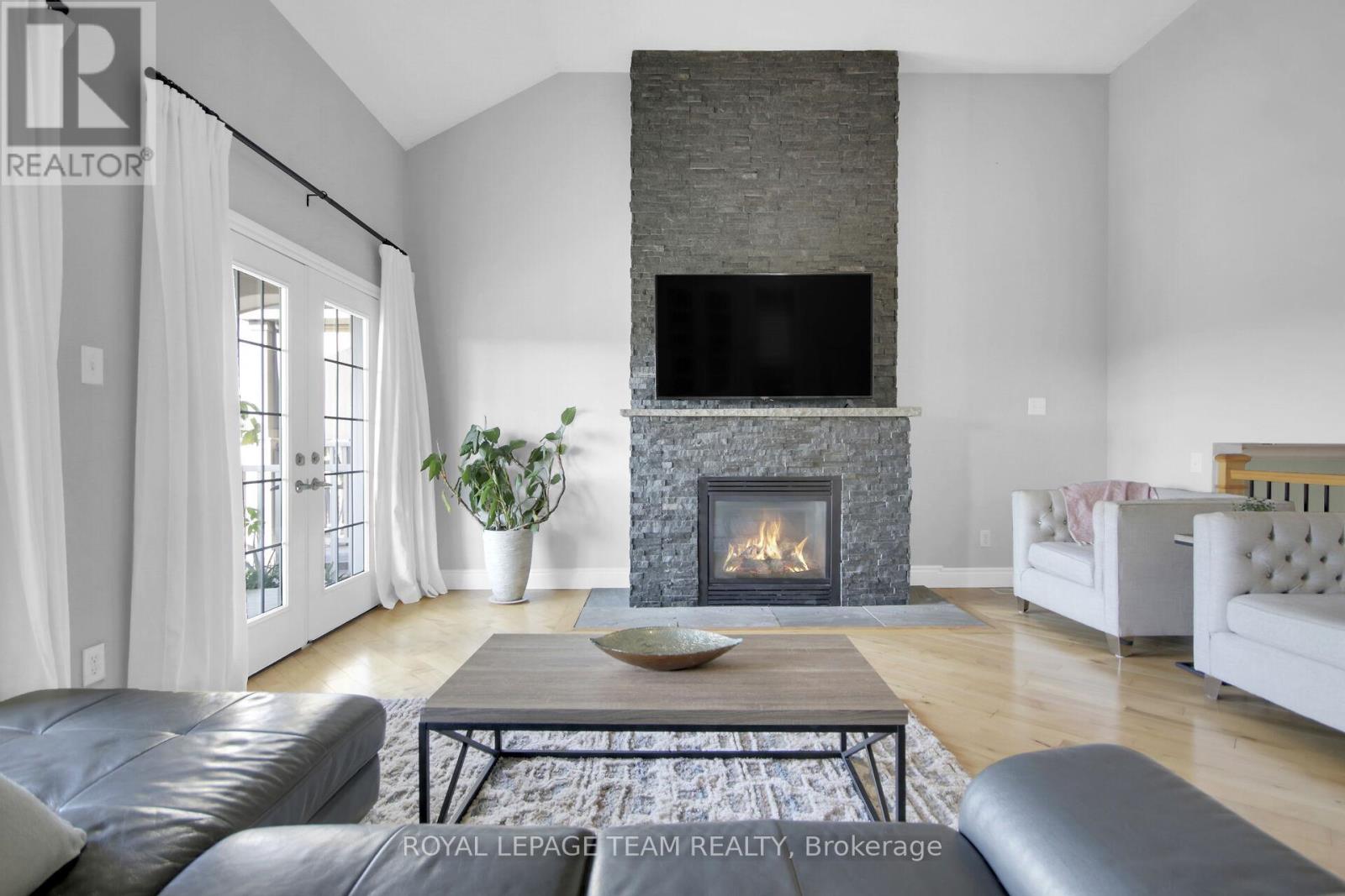 Photo 24 of 3516 Cambrian Road, Ottawa ON