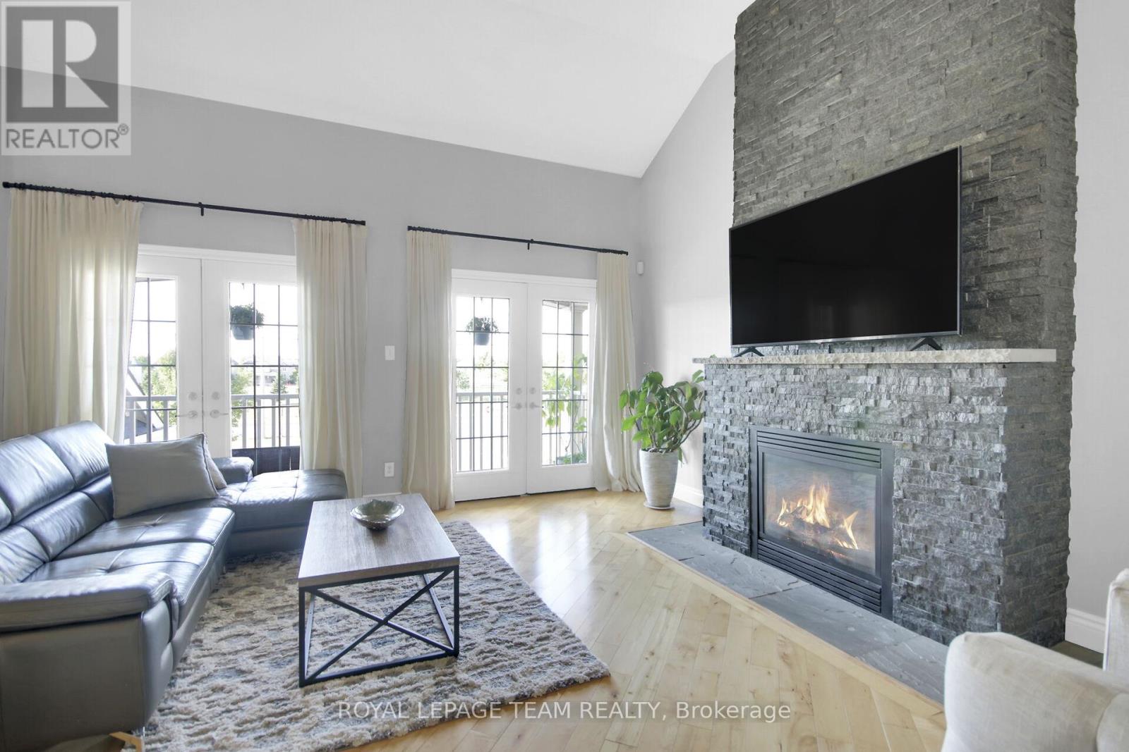 Photo 25 of 3516 Cambrian Road, Ottawa ON