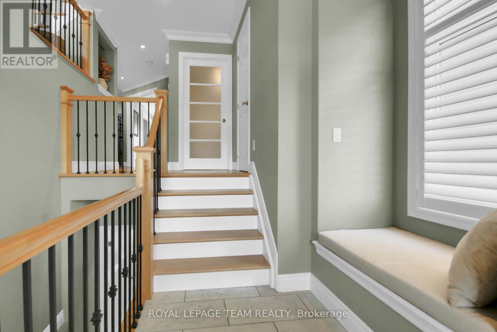 Photo 3 of 3516 Cambrian Road, Ottawa ON