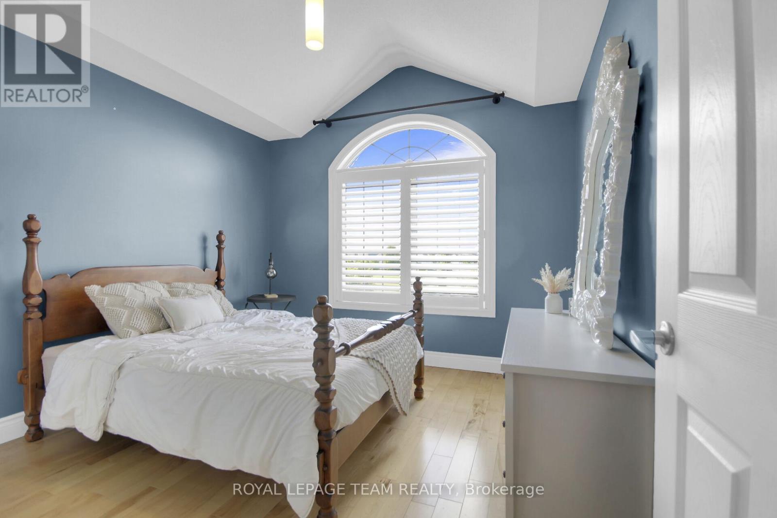 Photo 37 of 3516 Cambrian Road, Ottawa ON