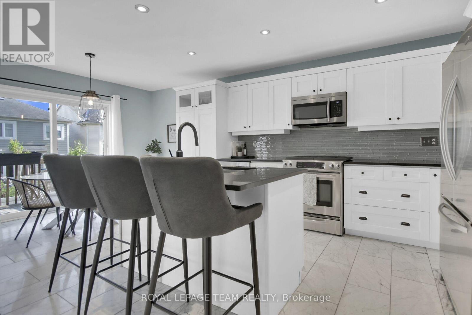 Photo 4 of 3516 Cambrian Road, Ottawa ON