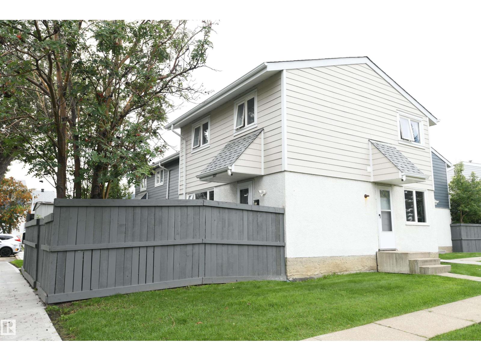 Photo 1 of 227 Callingwood Two Tw Nw, Edmonton AB