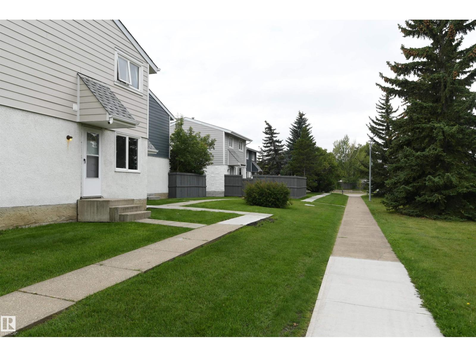 Photo 25 of 227 Callingwood Two Tw Nw, Edmonton AB