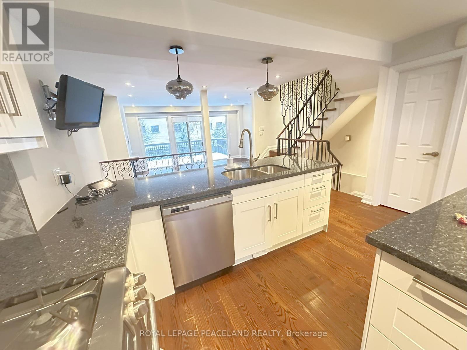 Photo 20 of 47 Melgund Road, Toronto ON