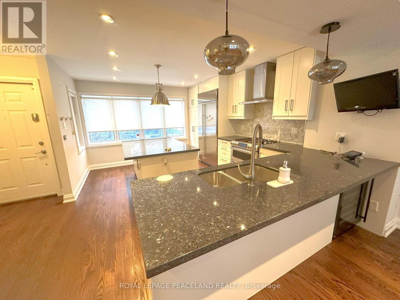 Photo 26 of 47 Melgund Road, Toronto ON