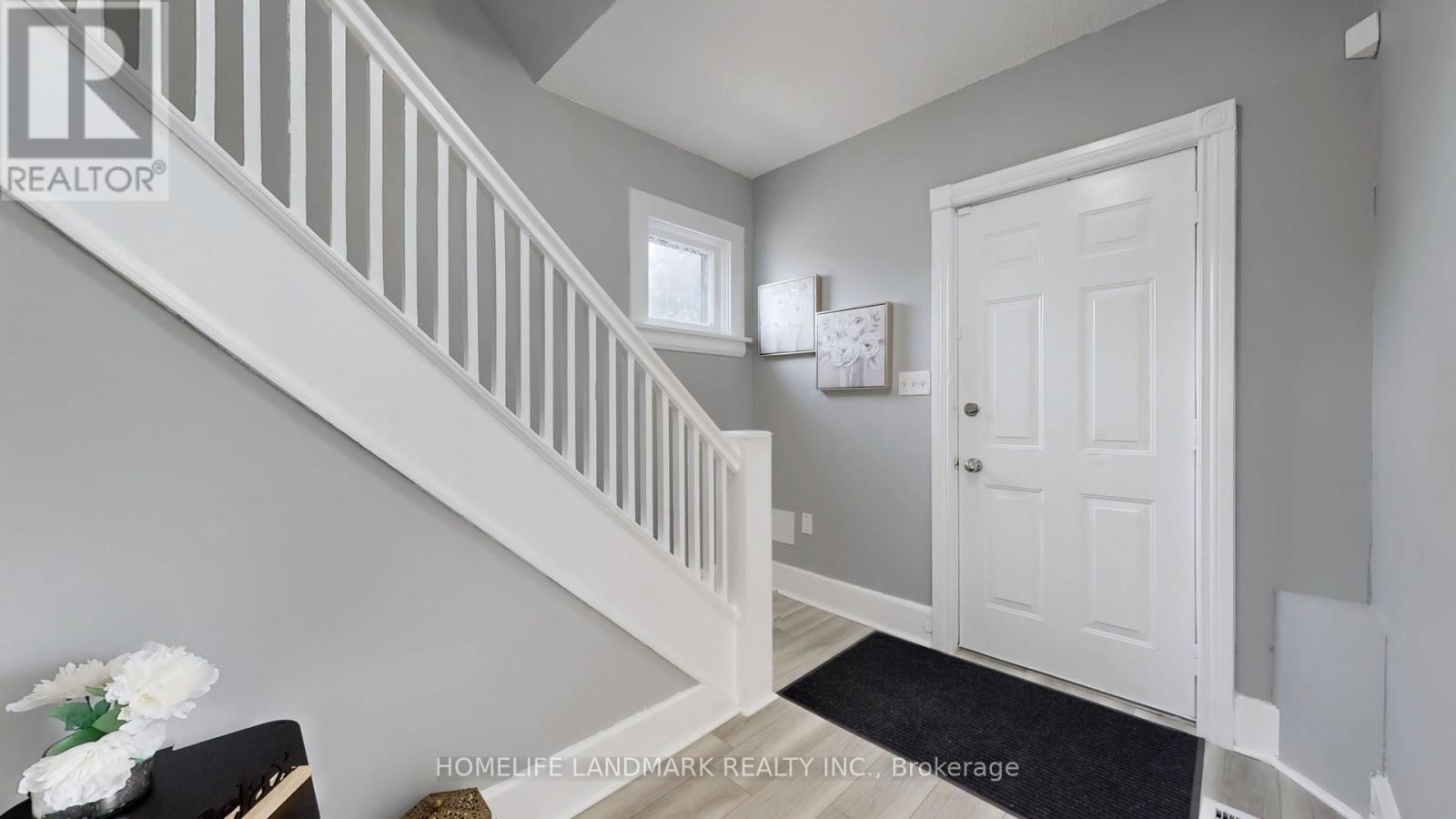 Photo 13 of 173 Ritson Road S, Oshawa ON