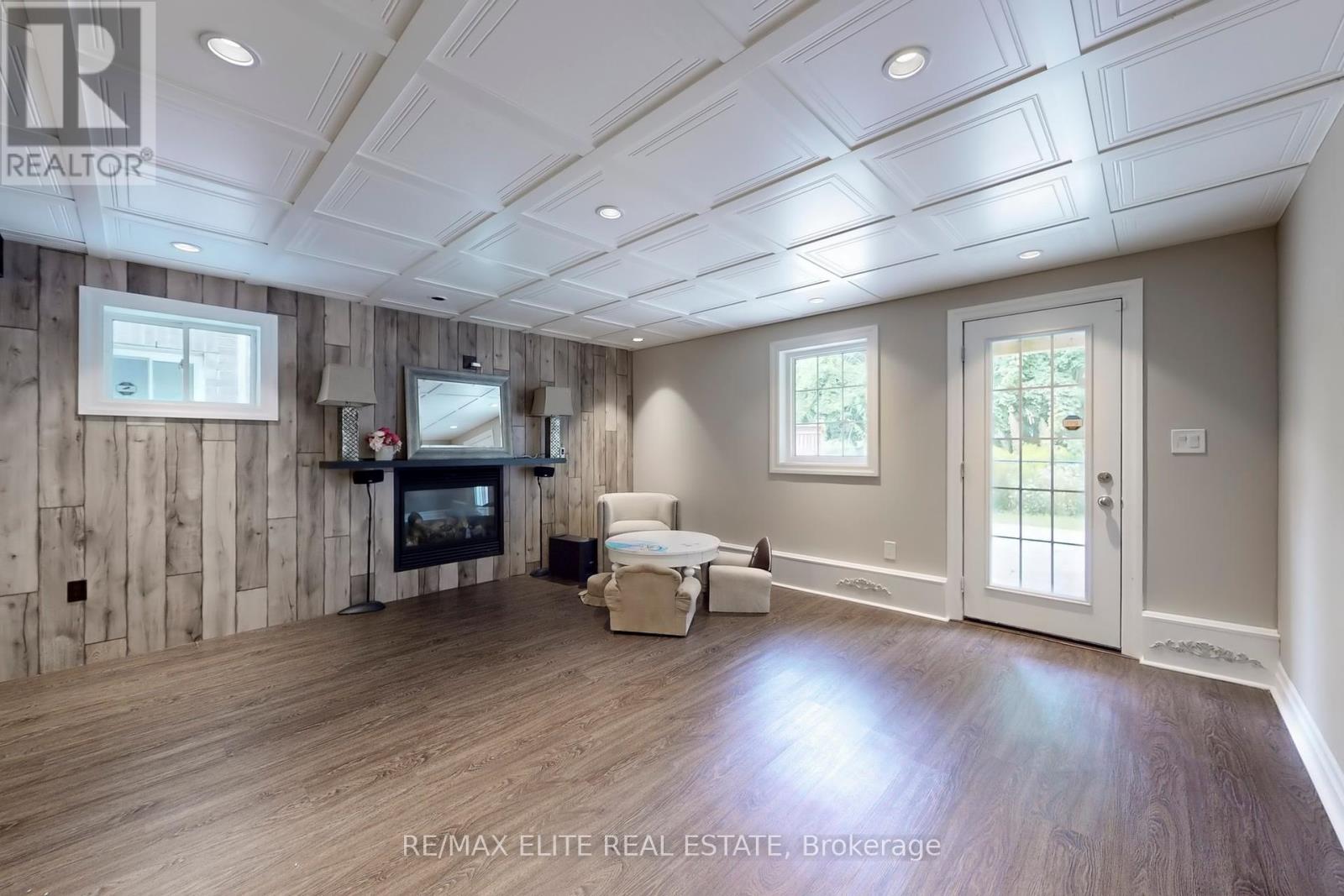 Photo 31 of 333 Thomas Phillips Drive, Aurora ON