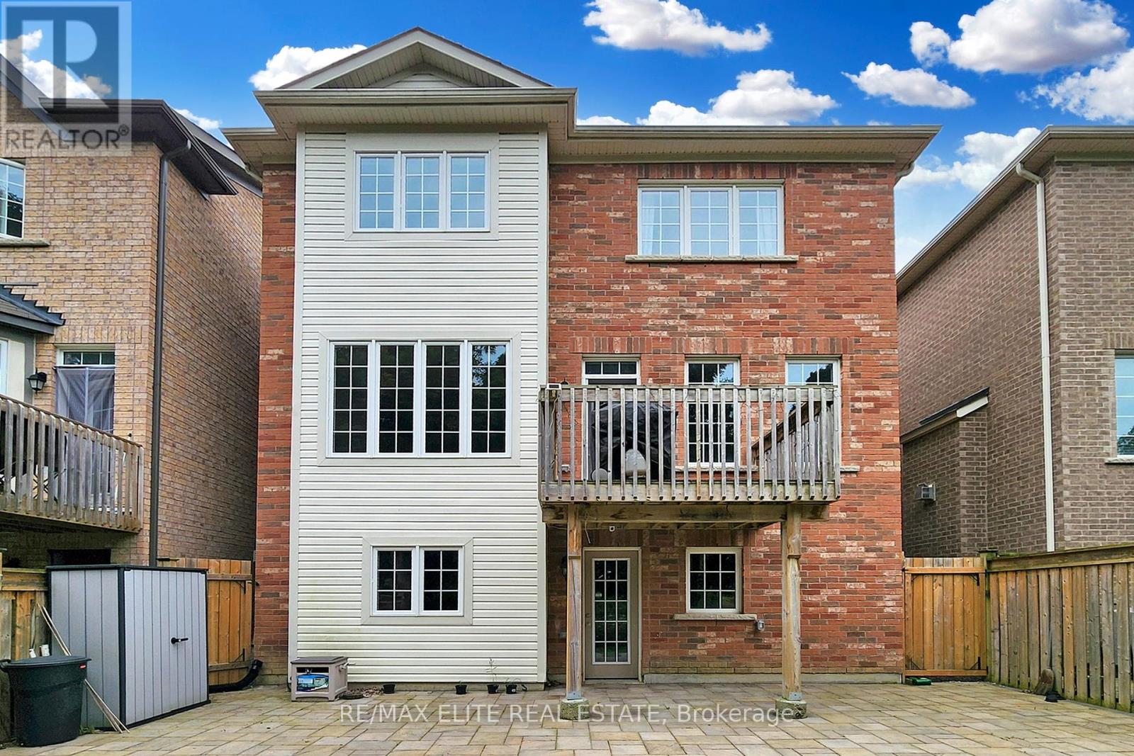 Photo 39 of 333 Thomas Phillips Drive, Aurora ON