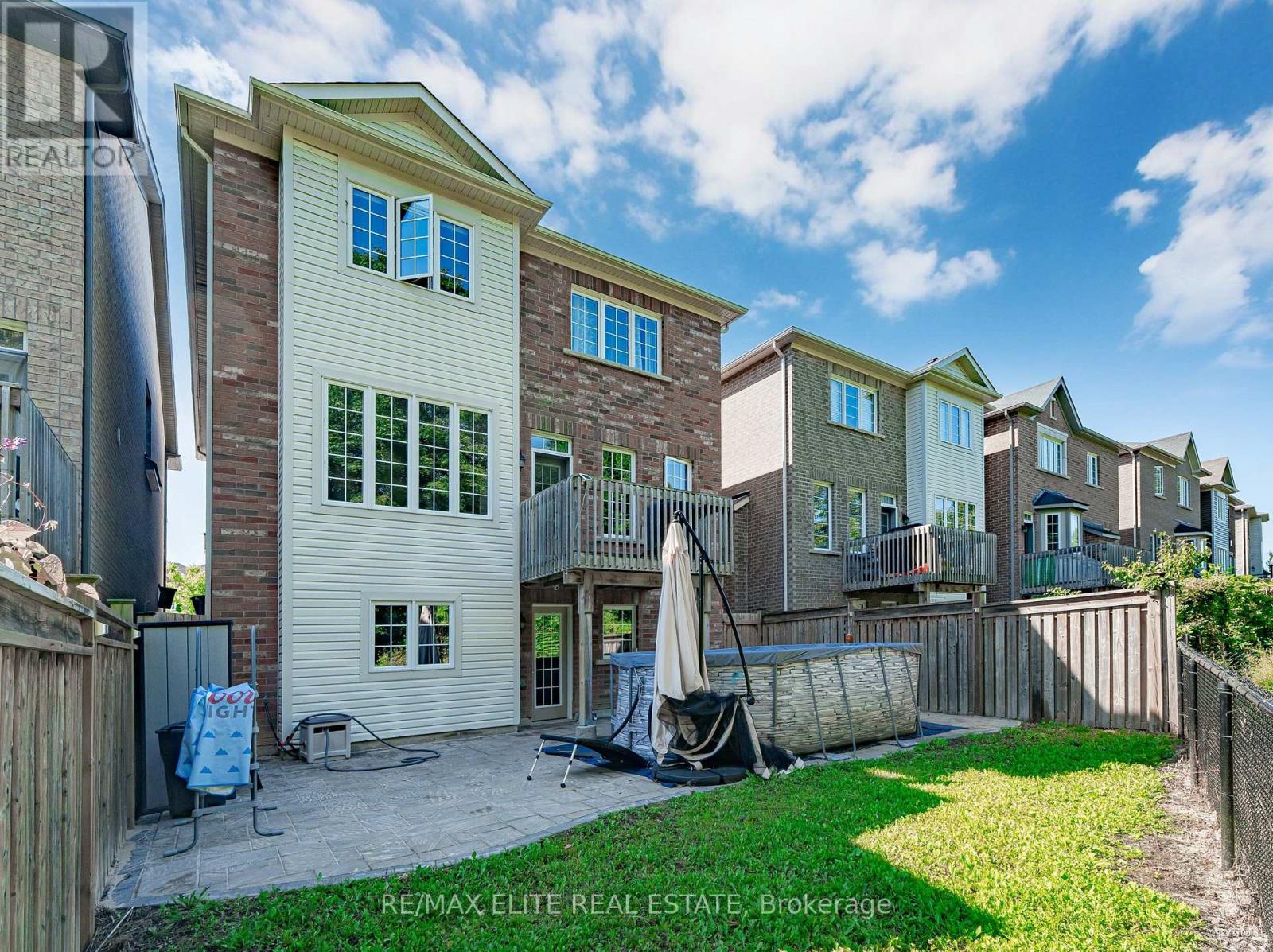 Photo 40 of 333 Thomas Phillips Drive, Aurora ON