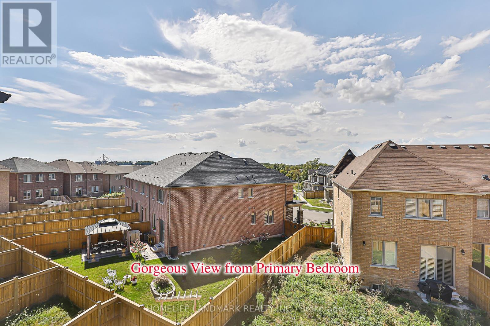 Photo 22 of 135 Lageer Drive, Whitchurchstouffville ON