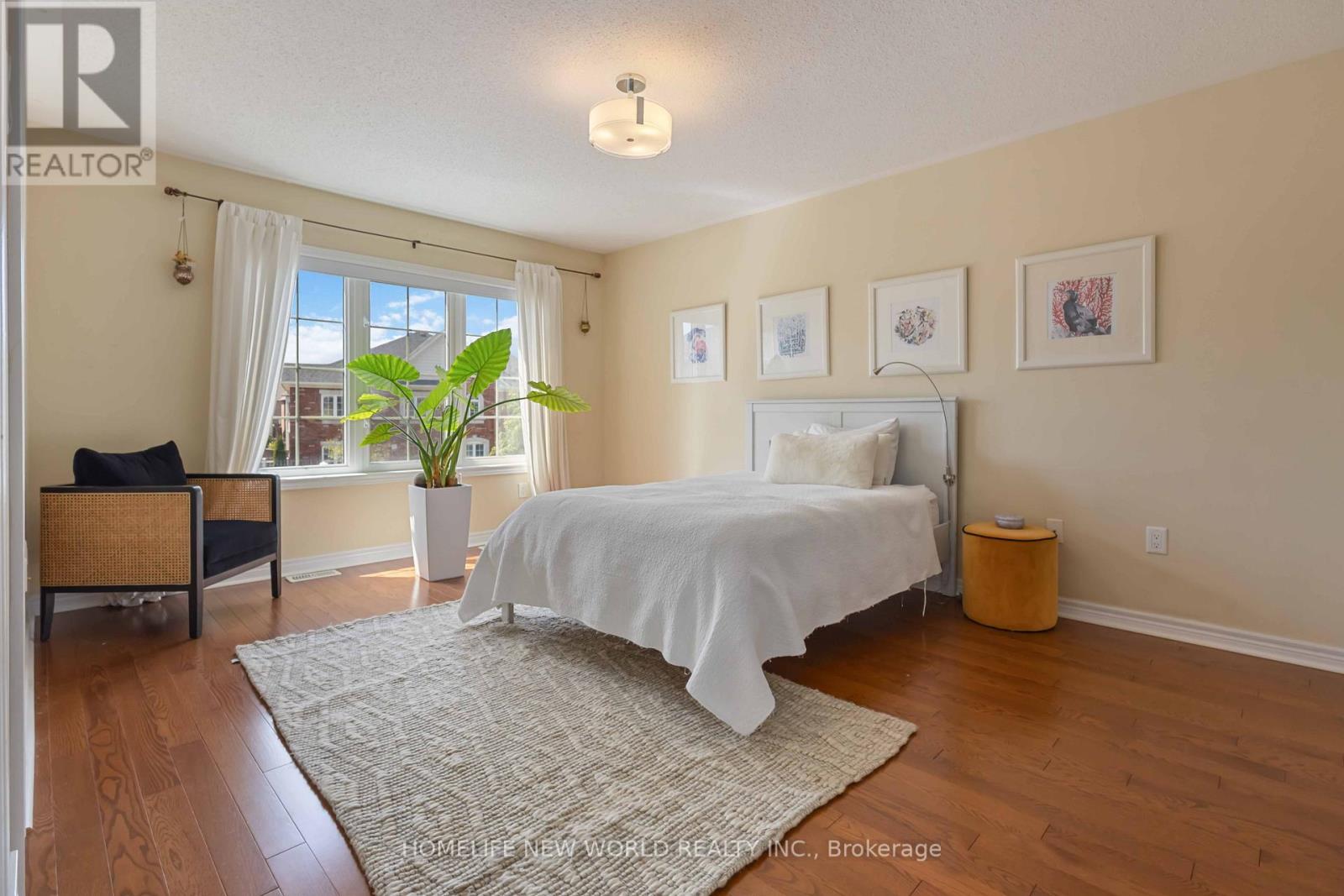 Photo 34 of 44 Dame Gruev Drive, Markham ON