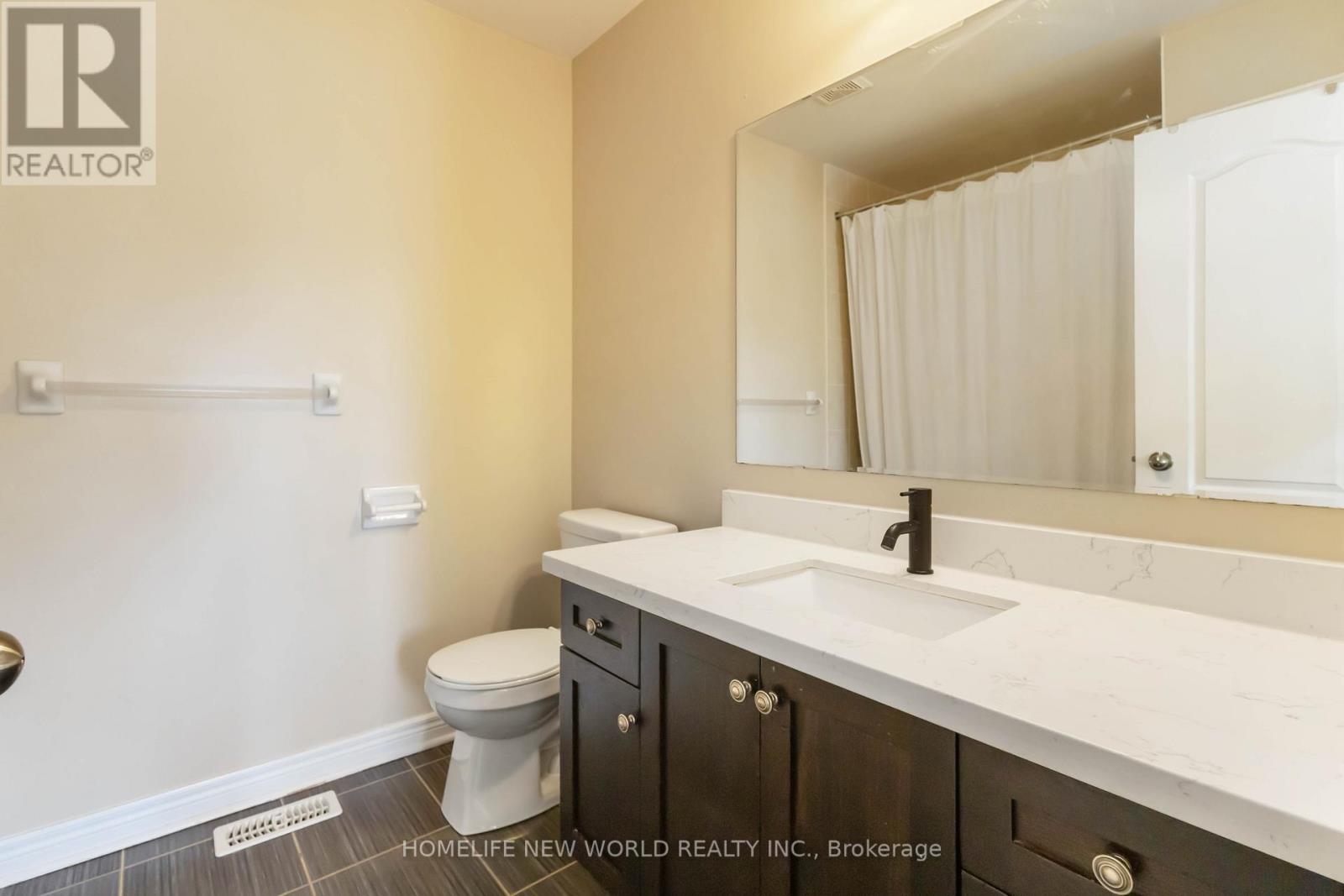 Photo 36 of 44 Dame Gruev Drive, Markham ON