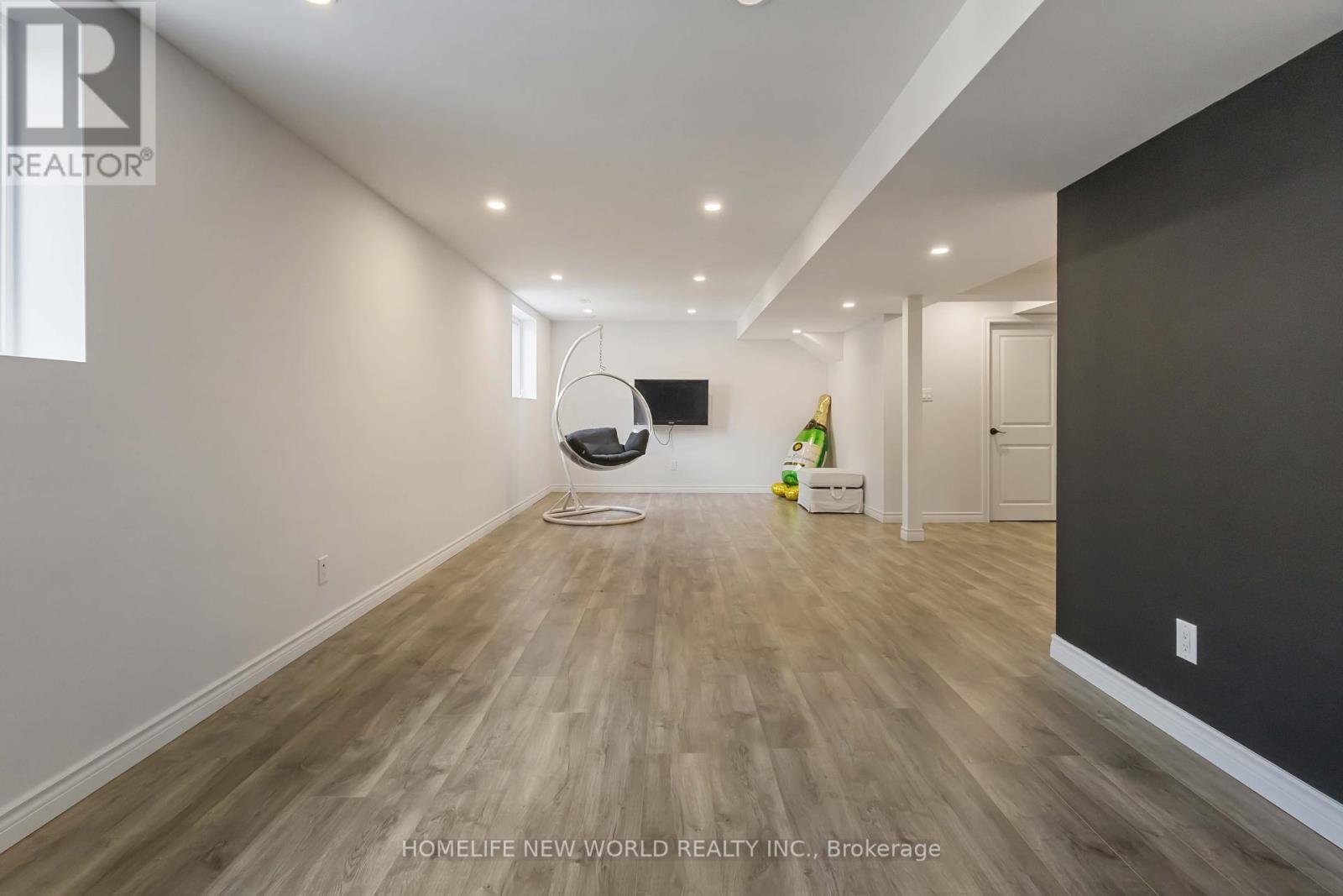 Photo 42 of 44 Dame Gruev Drive, Markham ON