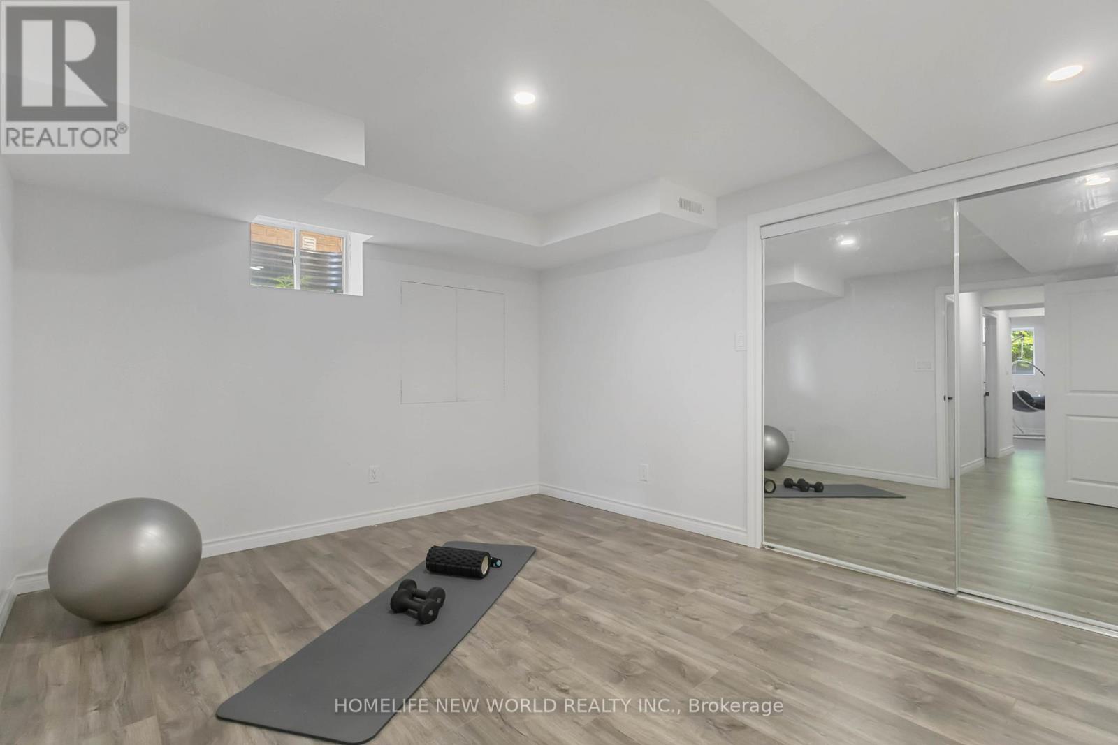 Photo 46 of 44 Dame Gruev Drive, Markham ON