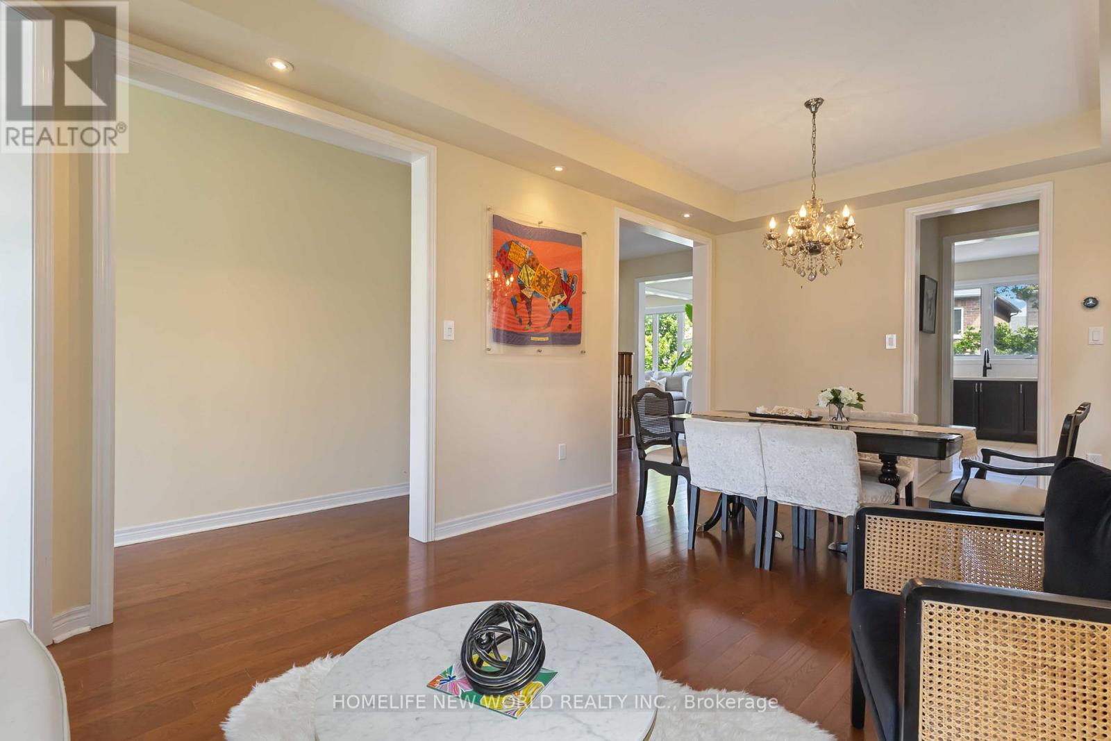 Photo 6 of 44 Dame Gruev Drive, Markham ON