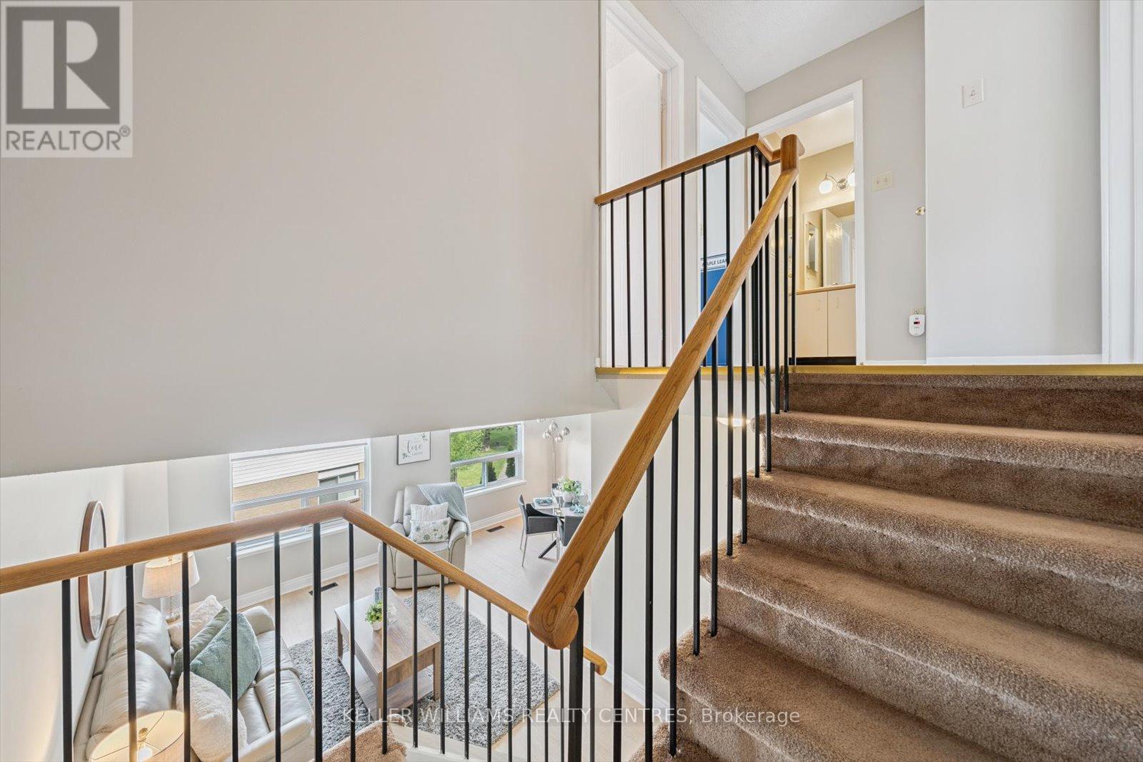 Photo 9 of 597 Gibney Crescent, Newmarket ON