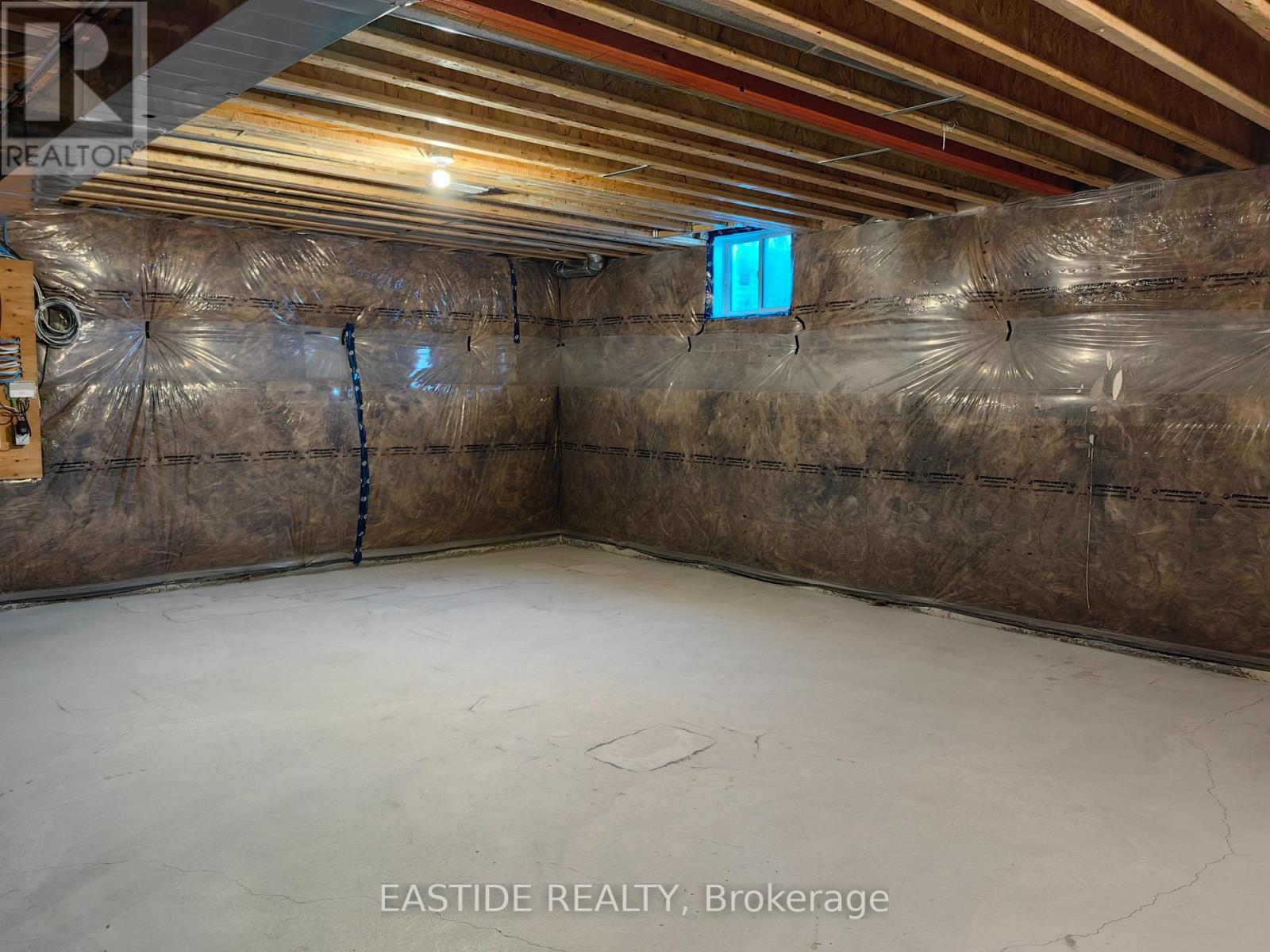 Photo 33 of 156 Frank Kelly Drive, East Gwillimbury ON