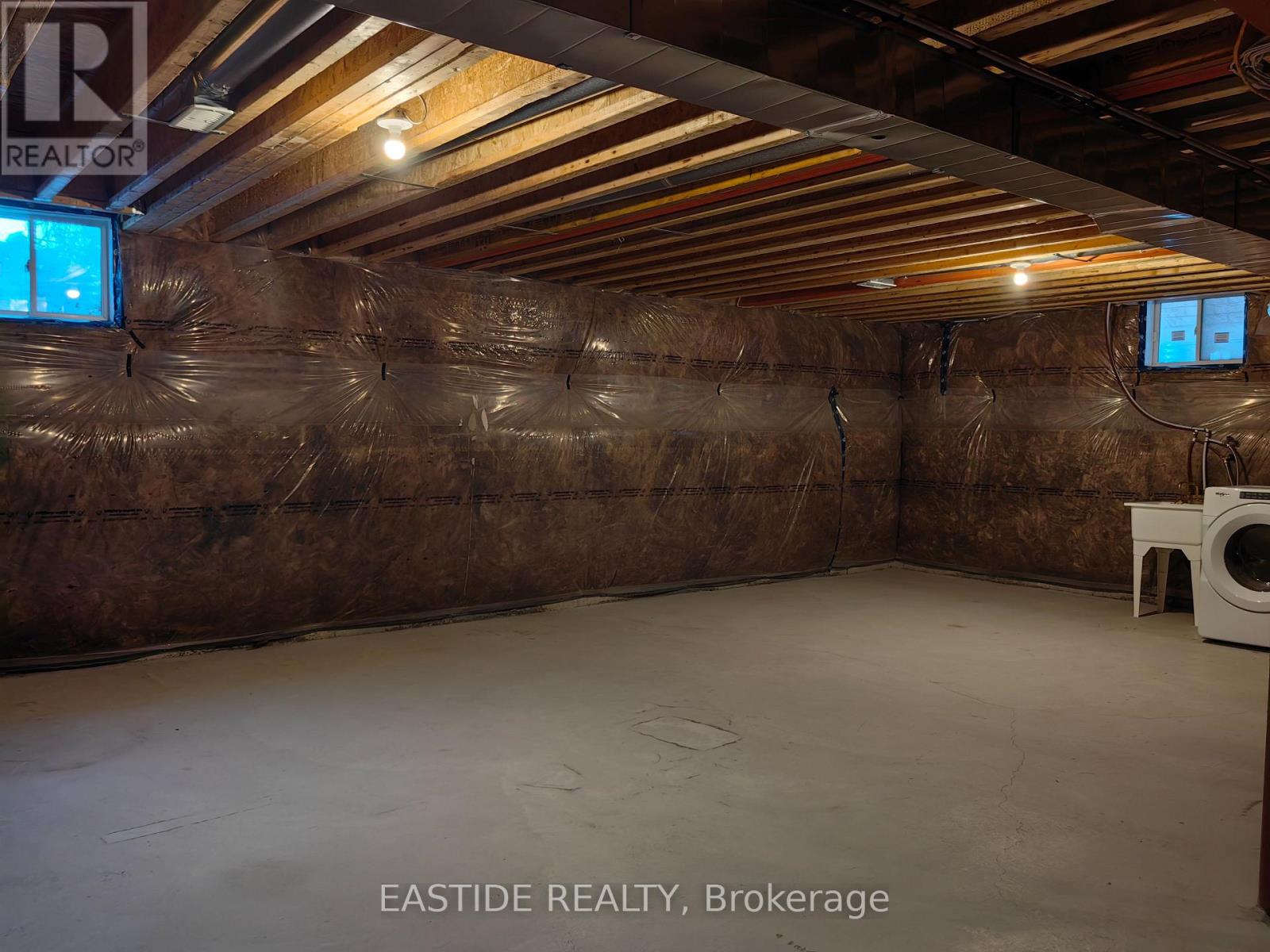 Photo 34 of 156 Frank Kelly Drive, East Gwillimbury ON