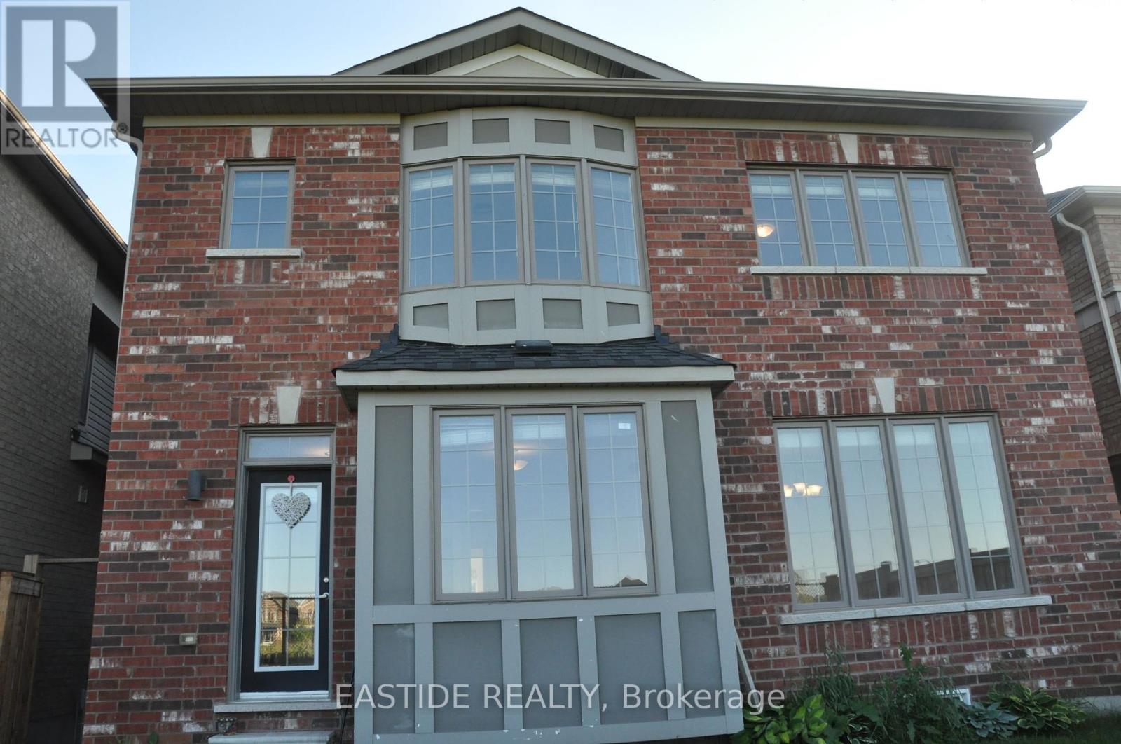 Photo 37 of 156 Frank Kelly Drive, East Gwillimbury ON