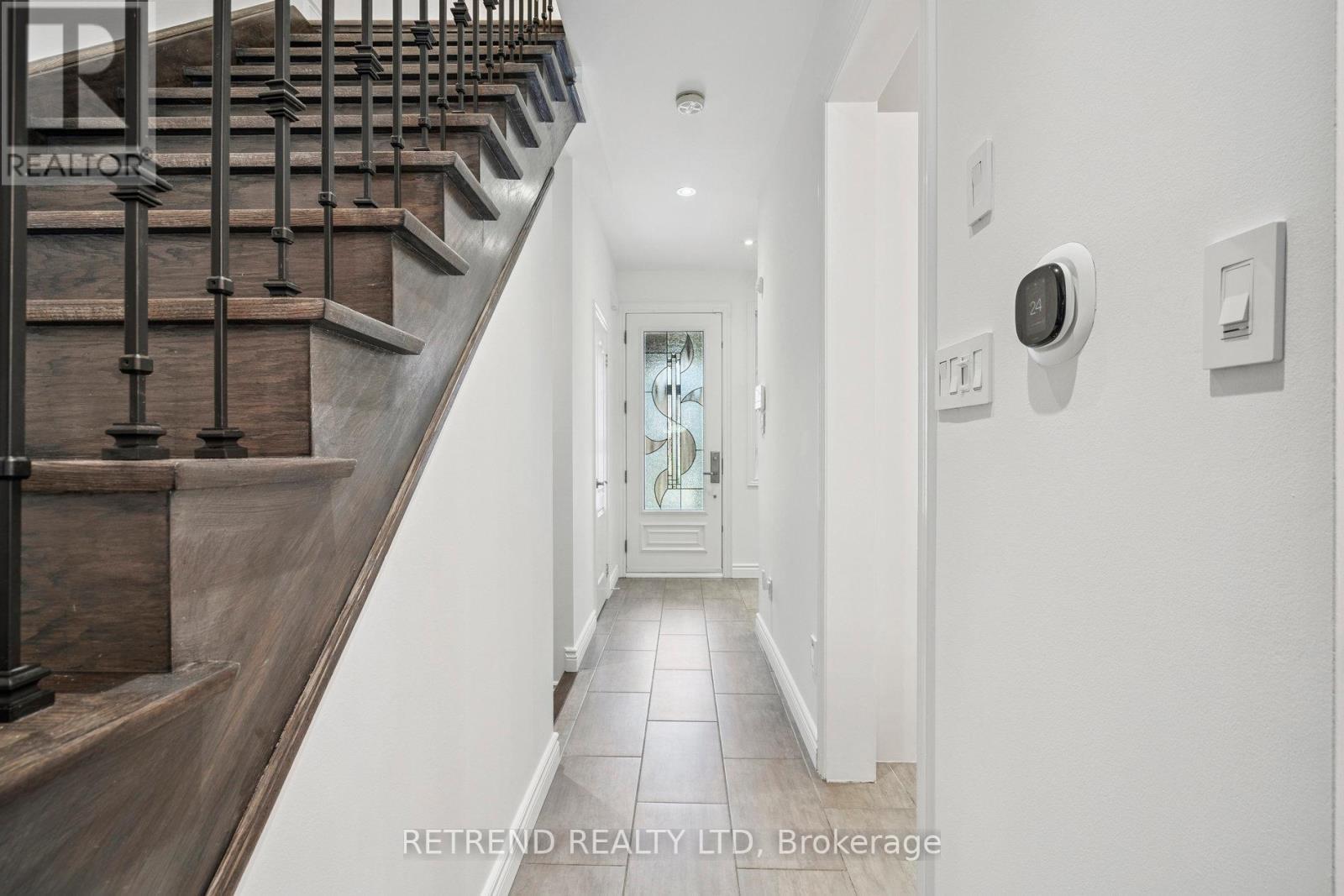 Photo 12 of 48 Gauguin Avenue, Vaughan ON