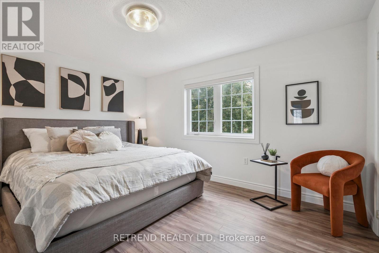 Photo 16 of 48 Gauguin Avenue, Vaughan ON