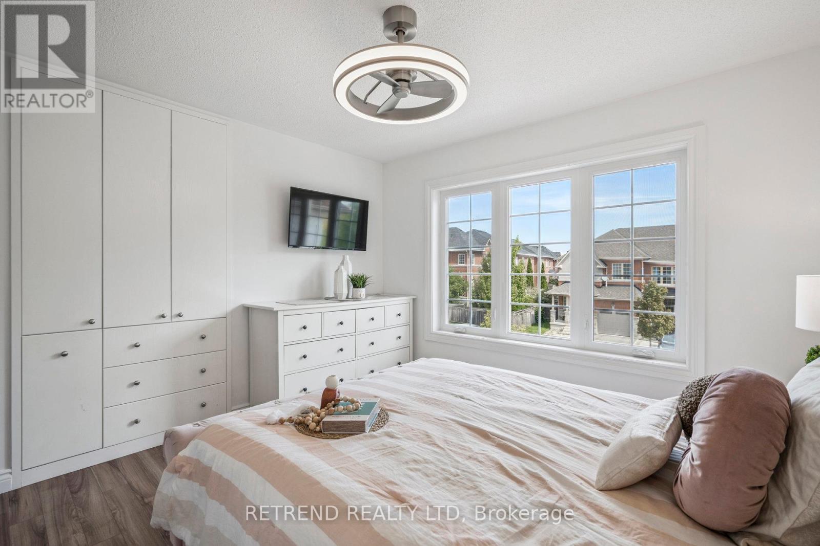 Photo 22 of 48 Gauguin Avenue, Vaughan ON